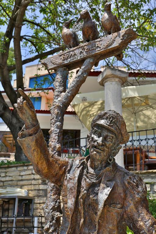 Бяла Къща Семеен хотел Балчик Екстериор снимка